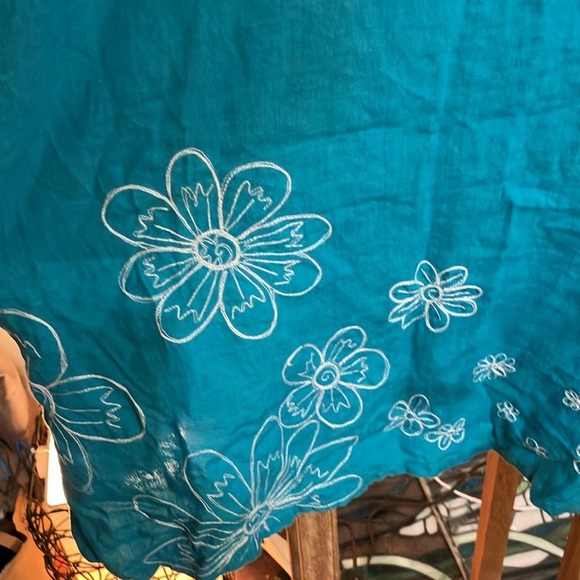 La Blend 100% linen embroidered floral dress Large - Picture 3 of 7